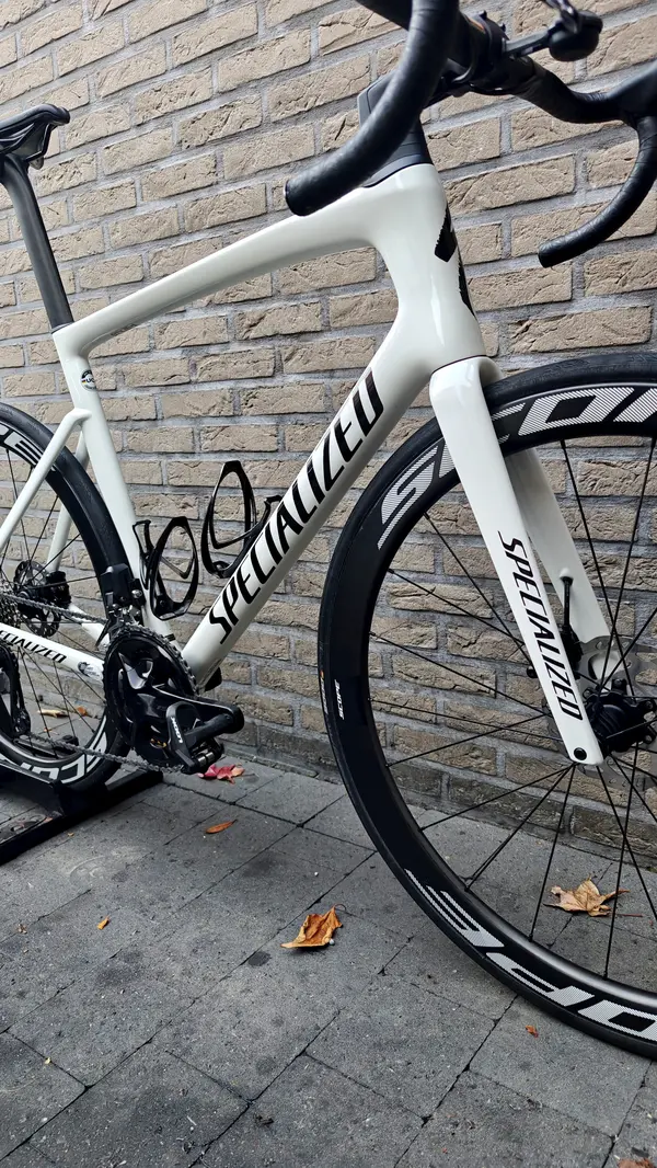Mountainbike na complete stoomreiniging